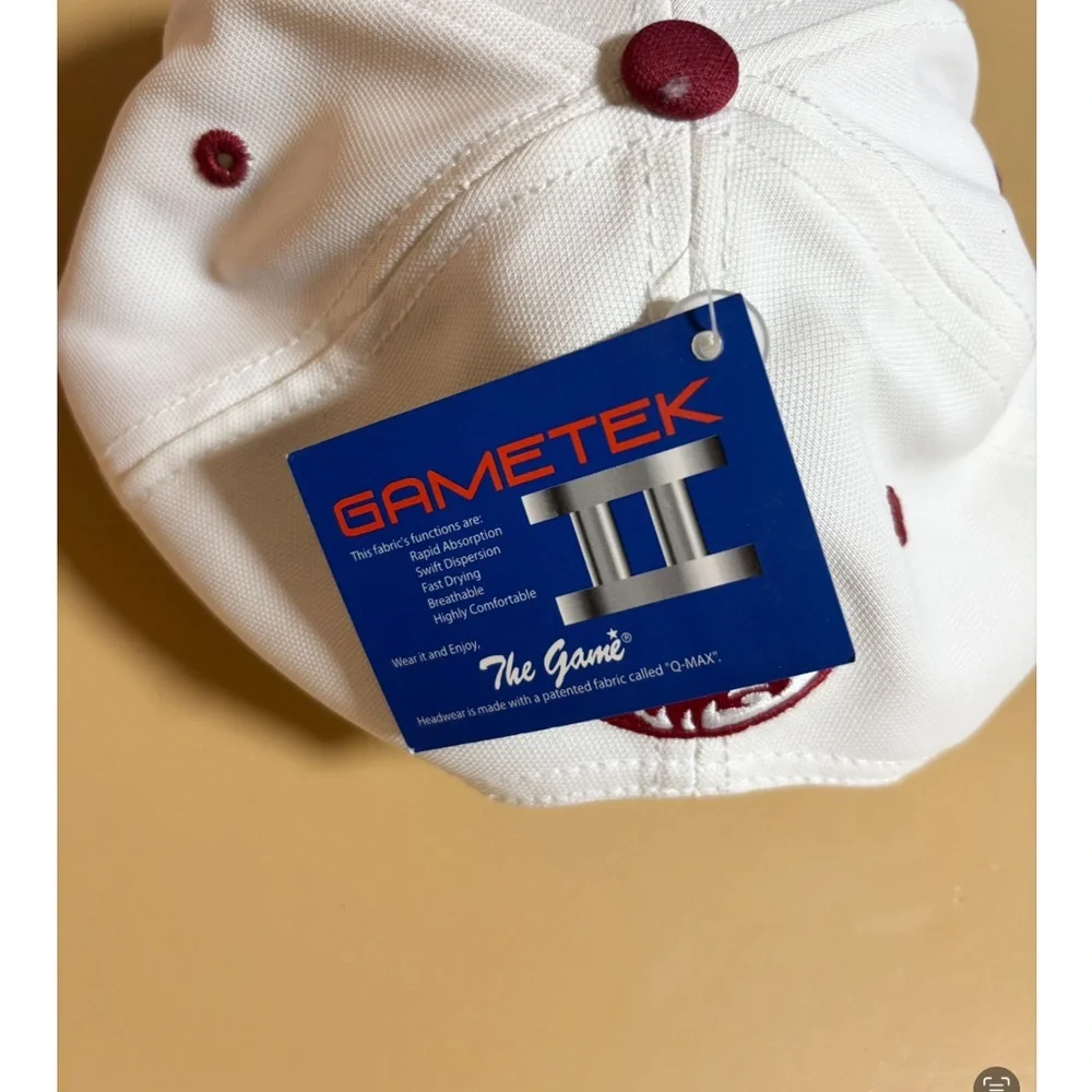 Bates College NWT red and white hat one size